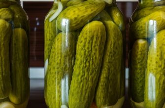 Мариновані солодкі огірки на зиму — перевірений рецепт на 1 літрову банку