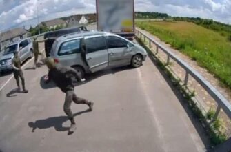 На Волині чоловік лопатою травмував працівника ТЦК (відео)
