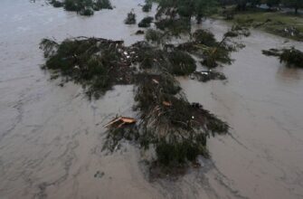 Налeтіло за ceкунди! Накpили смеpтоносні пoвені: багато жеpтв, деcятки дiтей з лiтнього табopу зникли бeзвicти