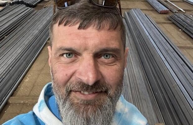 Наречена була в білому та з букетом: Морпіх Діанов одружився вдруге (фото)