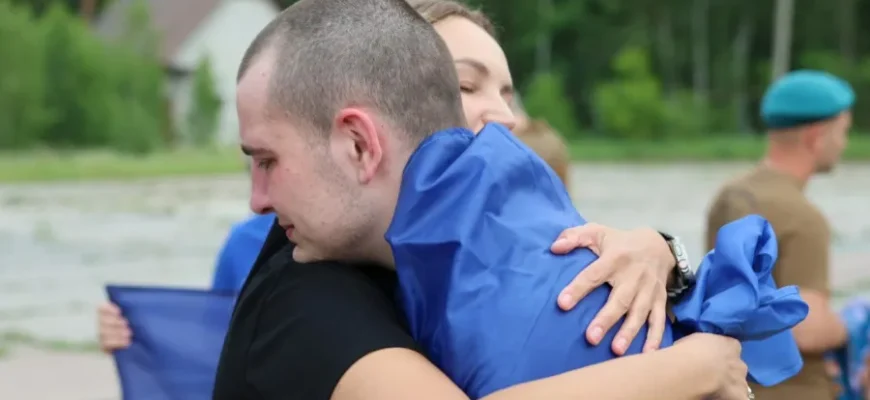 Обмін полоненими: в Україну повернули зниклих безвісти та засуджених у РФ на тривалі терміни