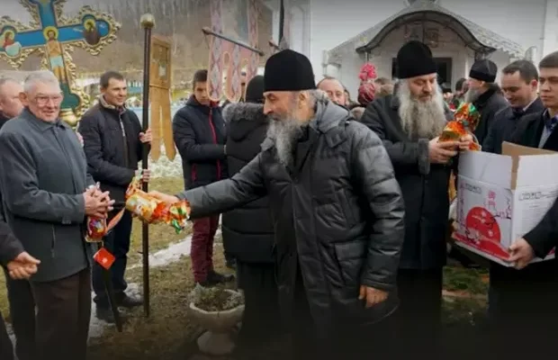 “Пам’ятаємо ще його батька…”: Що розповідають про митрополита Онуфрія у його рідному селі (відео)