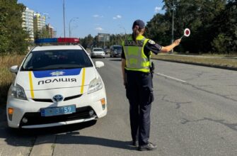 Пасажирів дешевше висадити: водіїв штрафують на 17000-34000 грн, до чого чіпляються