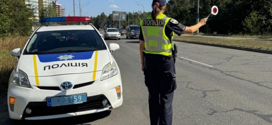 Пасажирів дешевше висадити: водіїв штрафують на 17000-34000 грн, до чого чіпляються