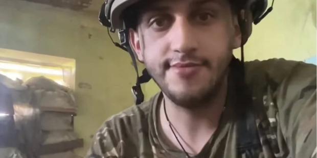 Перед війною працював у київському ресторані: Український військовий показав, як виглядає його перекус на фронті (відео)