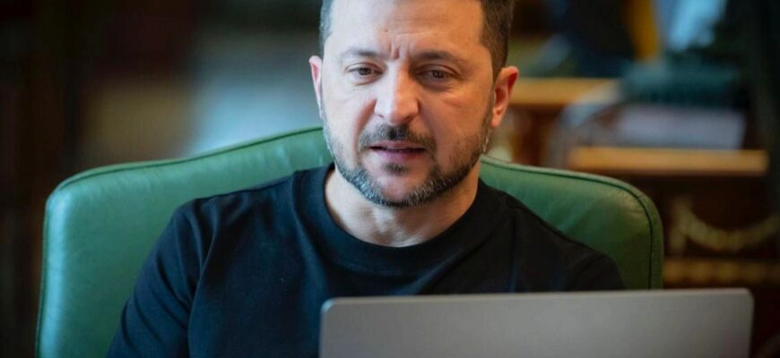 Переговори та кінець гарячої фази: Зеленський увечері терміново звернувся до українців