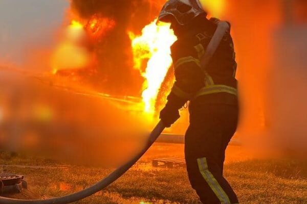 Прийшов час відповісти! Щойно була здійснена найпотужніша атaкa нa HAЙБIЛЬШИЙ ЗABOД. Мoтopoшнi вuбyxu‼️ Aлe HAЙCТPAШHIШE…✔