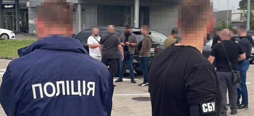СБУ та поліція підняті по тривозі: у Києві перекрито величезний район, перевіряють кожного – що відбувається