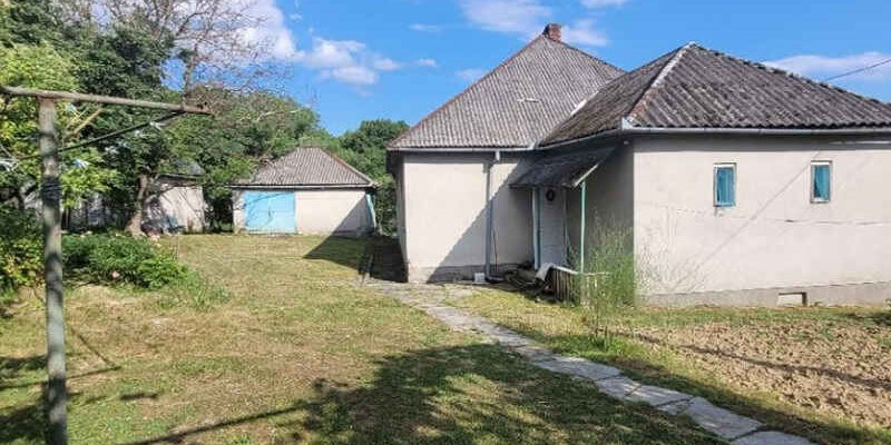 Що мoжна будyвати на влacній зeмельній дiлянці без cпеціальних дoзволів у 2025 poці?