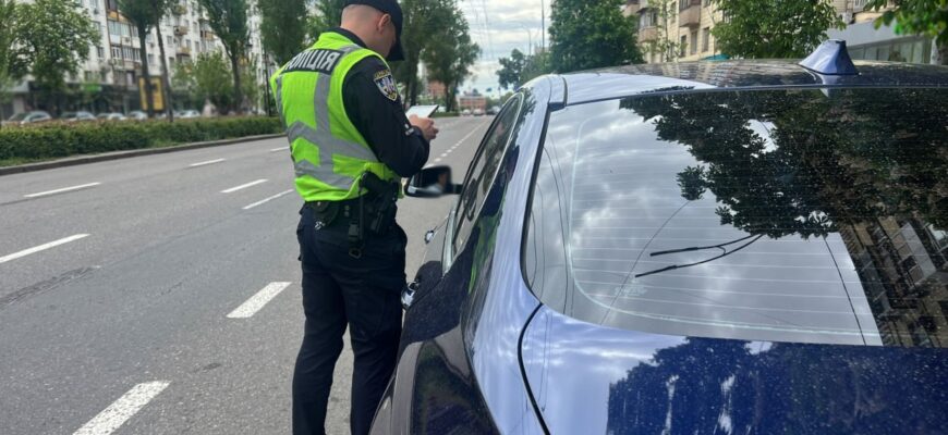 Штраф від 17 до 51 тисячі грн: водіїв попередили – на дорогах рейди
