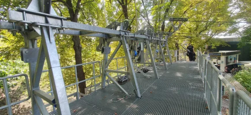 Трагедія на канатній дорозі в Києві: поліція назвала головну причину смерті хлопця