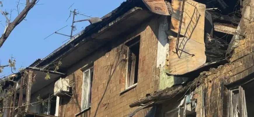 У Києві дрон влучив у квартиру відомого художника – чоловік з травмами у лікарні