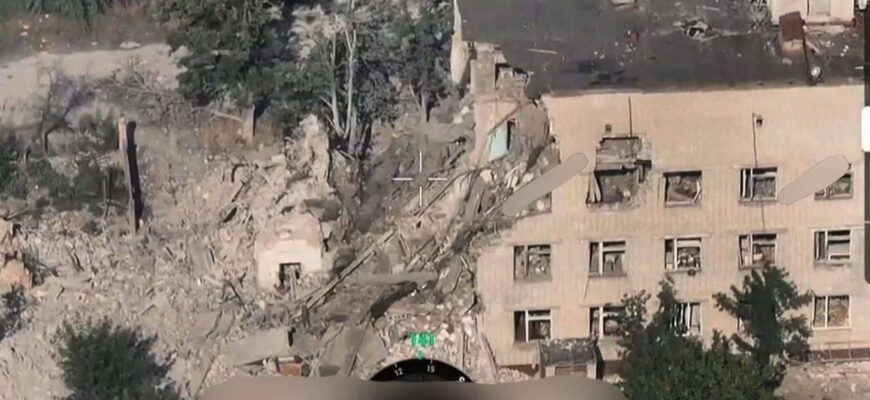 В Олешках ЗСУ розбомбили базу підрозділу БПЛА, який тероризує Херсон: під завалами безліч “200-х”