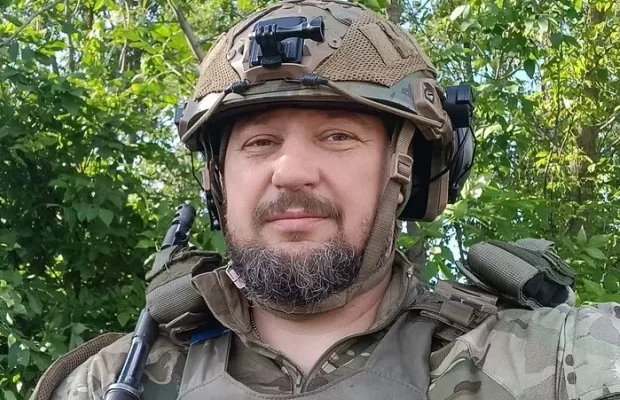 “Він завжди приймав найтяжчі виклики”: На фронті загuнув один із лідерів “Пласту” (фото)