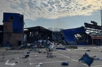 “Я ще не чув такого потужного вuбуху…”: Росіяни вночі вдарили по Епіцентру у Кам’янському на Дніпропетровщині (фото)