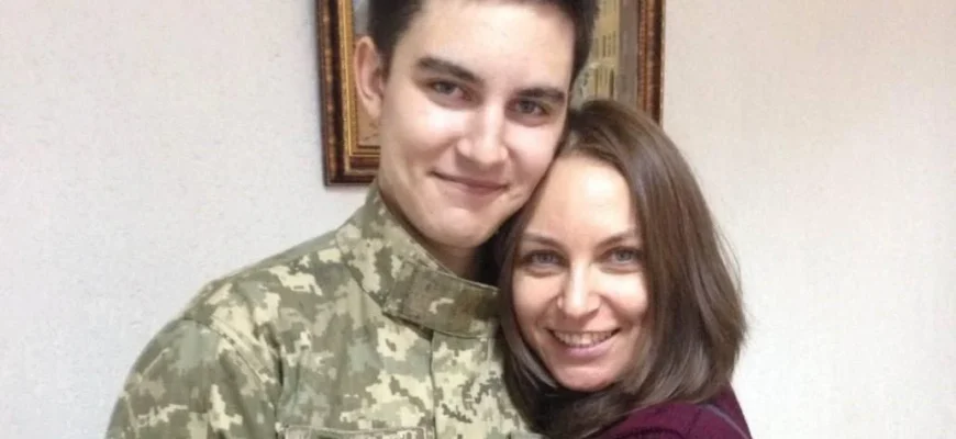 Ексдружина Віктора Павліка показала, який вигляд має могuла їхнього покійного сина (фото)