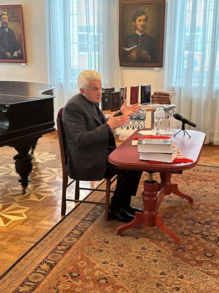 Володимир Литвин зараз