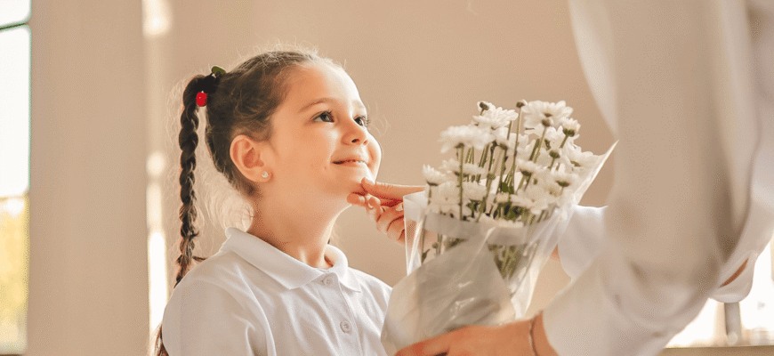 Перший дзвінок: які квіти краще не дарувати вчителям 1 вересня, якщо не хочете зіпсувати свято