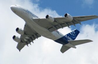 Літак з російськими туристами не долетів до Санкт-Петербурга
