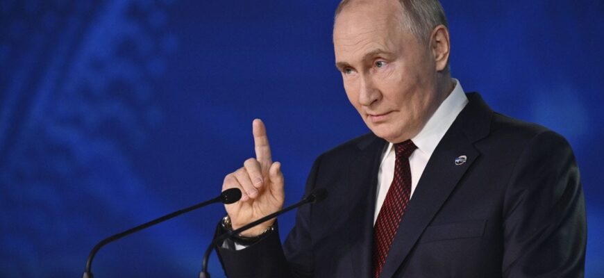 Путін вперше прокоментував можливу зустріч із Зеленським