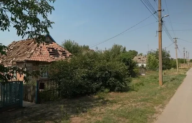 Напав біля будинку: У одному із сіл Запорізької області жінку покусав шакал (відео) Напав біля будинку: У одному із сіл Запорізької області жінку покусав шакал (відео)