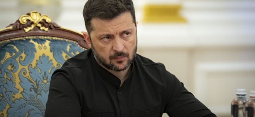 Зеленський визнав, що визволення окупованих територій силою більше неможливе, – The Telegraph