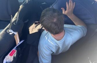 План був геніальний, але: Чоловік заховався під рясою монаха УПЦ МП, щоб незаконно перетнути кордон (відео)