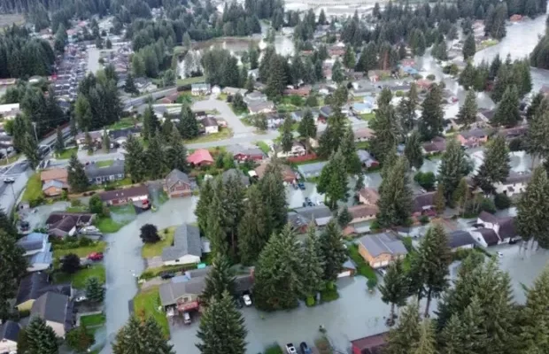 Природа на щось натякає?: Перед зустріччю Трампа і Путіна на Алясці очікують масштабне стихійне лихо – ЗМІ Природа на щось натякає?: Перед зустріччю Трампа і Путіна на Алясці очікують масштабне стихійне лихо – ЗМІ