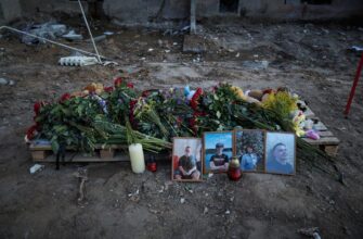 “Знищує все живе”, – Зеленський показав відео “полювання” БПЛА РФ за мирними людьми та закликав зупинити це вбивство