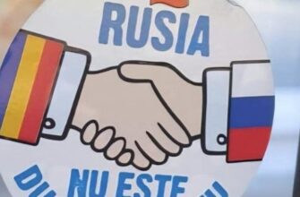 “Росія мені не ворог”: В сусідній із Україною країні з’явилися провокативні наліпки (фото)