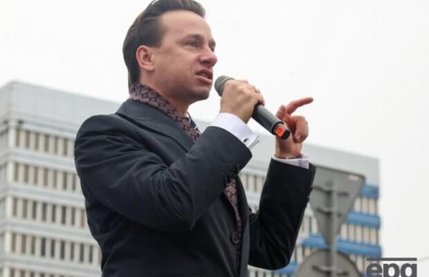 “Російськомовне мисливське угіддя”: Польський політик запропонував відновити візовий режим із Україною (відео)