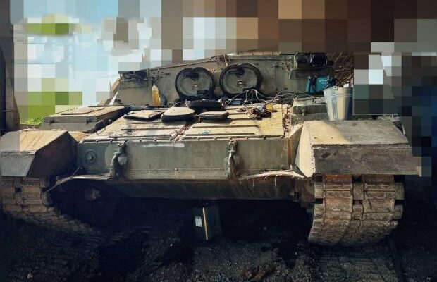 Розроблена ще у 1982 році: На фронті помітили рідкісну ворожу бойову машину “Ладога” (фото) Розроблена ще у 1982 році: На фронті помітили рідкісну ворожу бойову машину “Ладога” (фото)