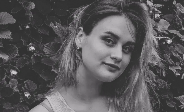 “Сказала, що був вибух”: Чоловік вагітної Діани Кошик, яка загинула через удар по Кам’янському, розповів про останню розмову з нею “Сказала, що був вибух”: Чоловік вагітної Діани Кошик, яка загинула через удар по Кам’янському, розповів про останню розмову з нею