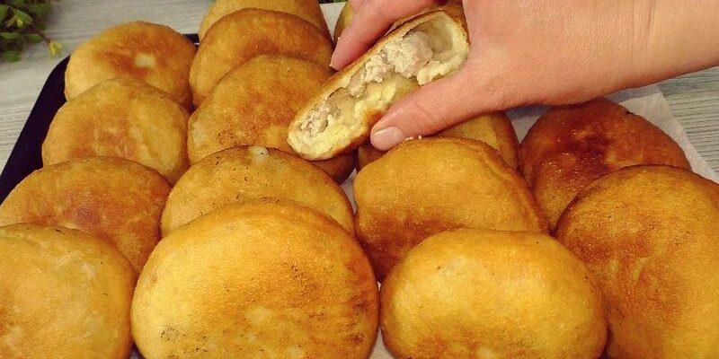 Як приготувати пишні біляші. Соковиті, м’які, з хрусткою скоринкою