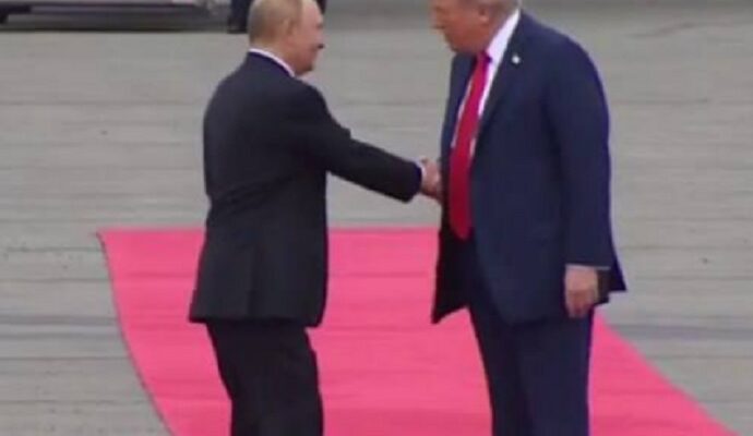 Тpамп зуcтрів путіна на Аляcці. Тe що бyло дaлі ш0кyвало вcіх!