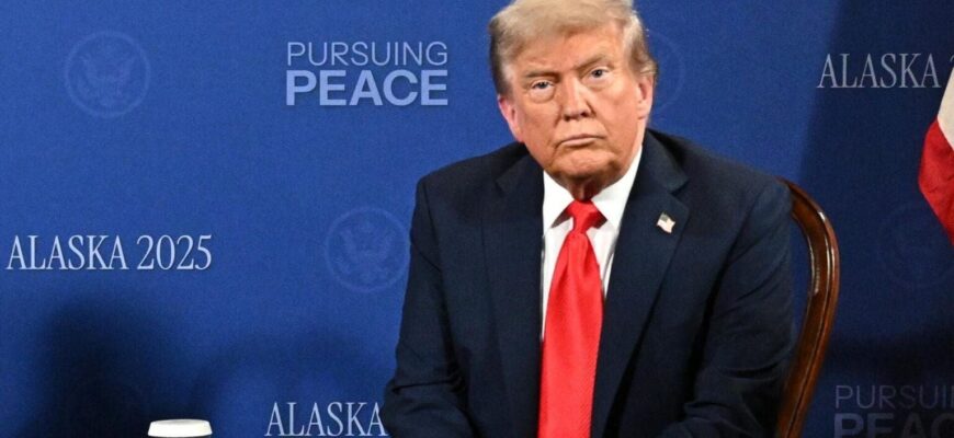 Трамп зробив другу загадкову заяву про війну в Україні за день