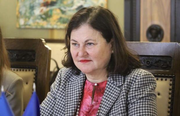 У Мюнхені мою країну розділили. У Ялті – передали Сталіну. Можливо, ми на схожому роздоріжжі й зараз, – Катаріна Матернова У Мюнхені мою країну розділили. У Ялті – передали Сталіну. Можливо, ми на схожому роздоріжжі й зараз, – Катаріна Матернова