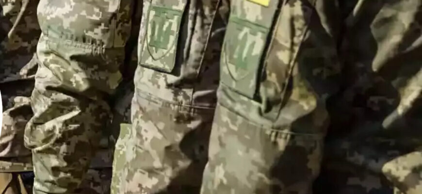 ТЦК вручають повістки: хто з чоловіків втратить право на відстрочку у жовтні?