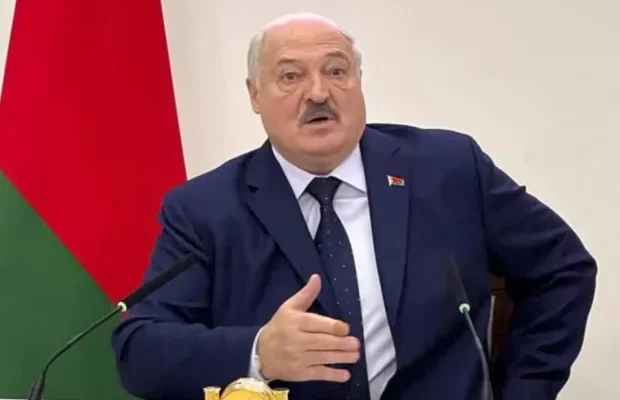 ” У жодному разі”: Лукашенко заявив, що Путін нібито відмовився бити “Орешником” по Банковій