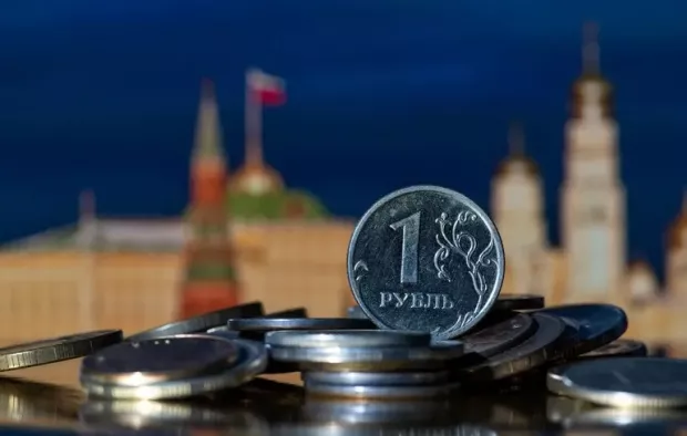 Удар буде: Аналітики прогнозують падіння російського рубля через санкції Трампа, – Reuters