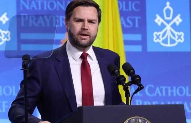 Венс заявив, що США “закінчили з фінансуванням війни в Україні” Венс заявив, що США “закінчили з фінансуванням війни в Україні”