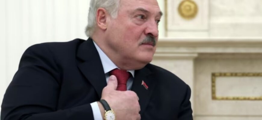 Лукашенко здивував промовою на День Незалежності України: говорив про “дружбу і мир” Лукашенко здивував промовою на День Незалежності України: говорив про “дружбу і мир”
