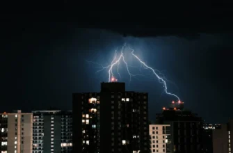 Влупить +9 і литимуть грозові дощі: які регіони накриє холоднеча