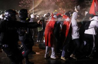 Масові протести у Туреччині: жителі Стамбула вийшли на акції на підтримку опозиції влади, є затримані