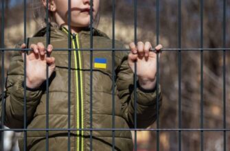 Росія експлуатує викрадених в Україні дітей на військових об’єктах – The Telegraph