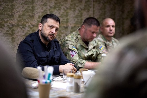 Володимир Зеленський з українським військовими в Донецькій області / © Володимир Зеленський