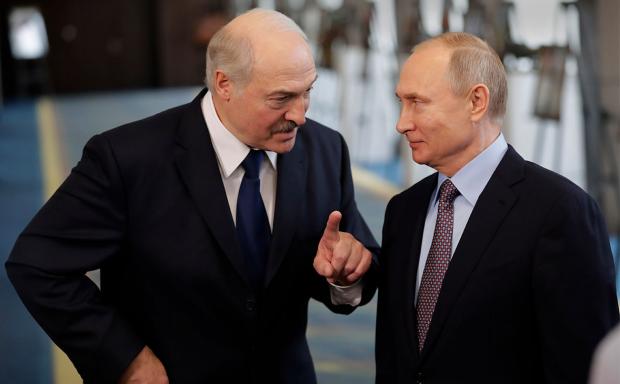 “Наразі реакція на їх дії, прямо скажемо, жалюгідна”: Що задумали Путін і Лукашенко, – Іван Яковина