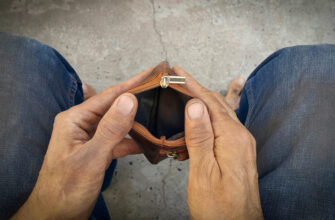 Не куплять навіть квітів: чоловіки з цими іменами найжадібніші