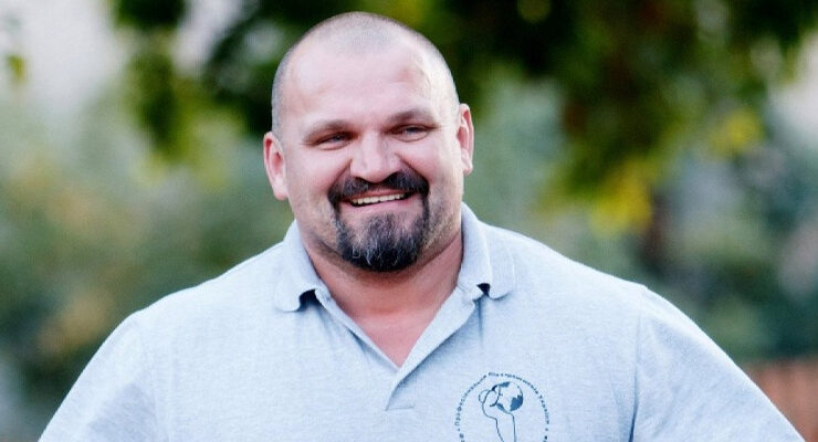 Рідкісні кадри: Василь Вірастюк вперше показав двох синів, яких народила третя дружина (ФОТО)