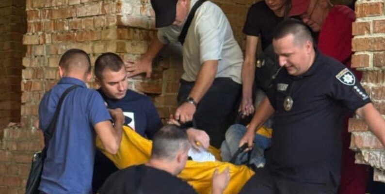 У Львові знайшли 16-річного хлопця, якого шукали три дні.. Стали відомі перші моторошні деталі